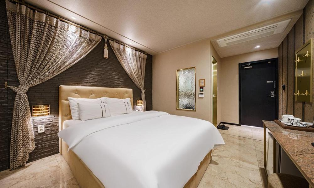 Sillim Hotel Urban Seoul Ruang foto