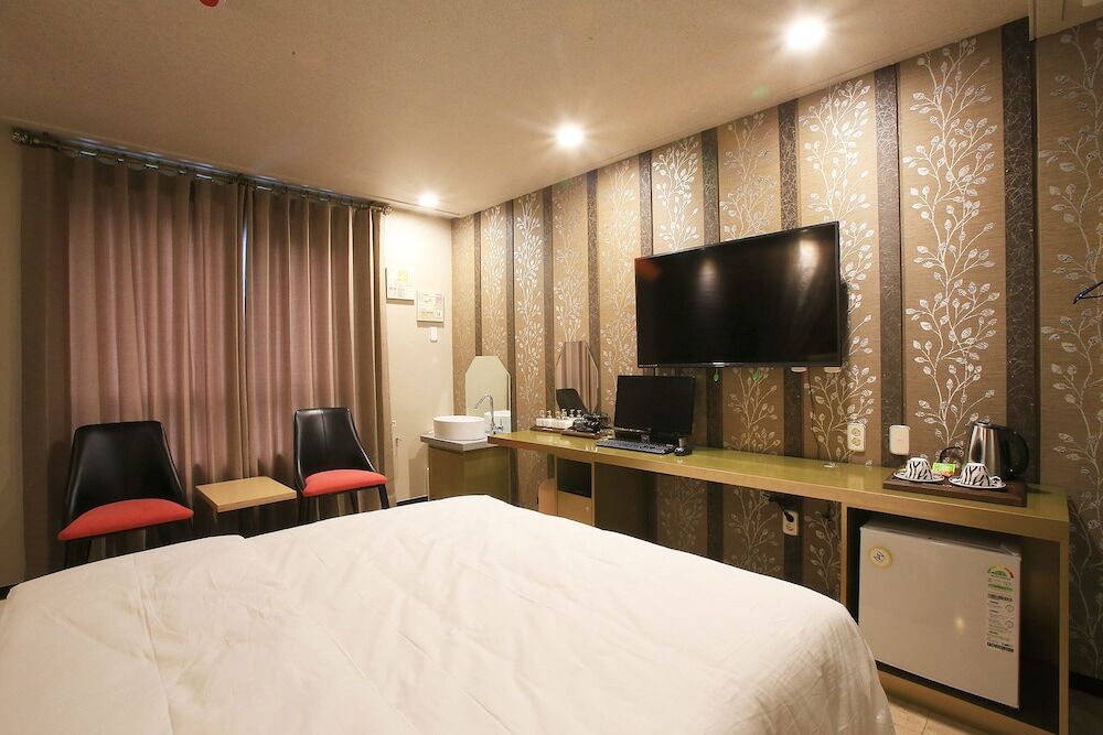Sillim Hotel Urban Seoul Bagian luar foto